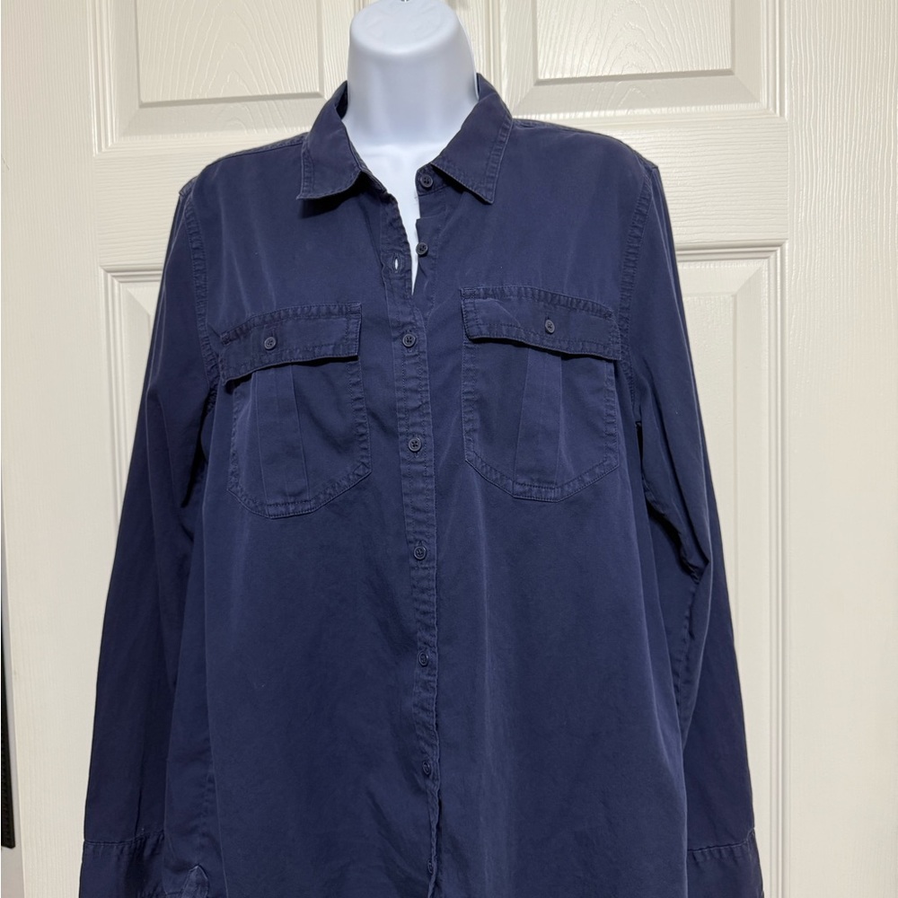 Banana Republic Medium shirt